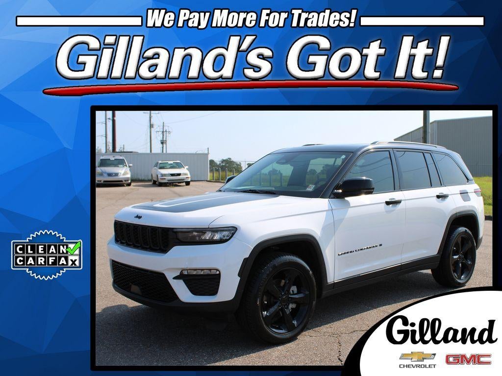 2024 Jeep Grand Cherokee Limited in White — front three-quarter view