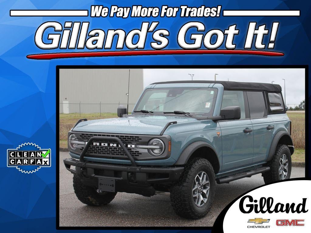 2022 Ford Bronco Base in Blue — front three-quarter view