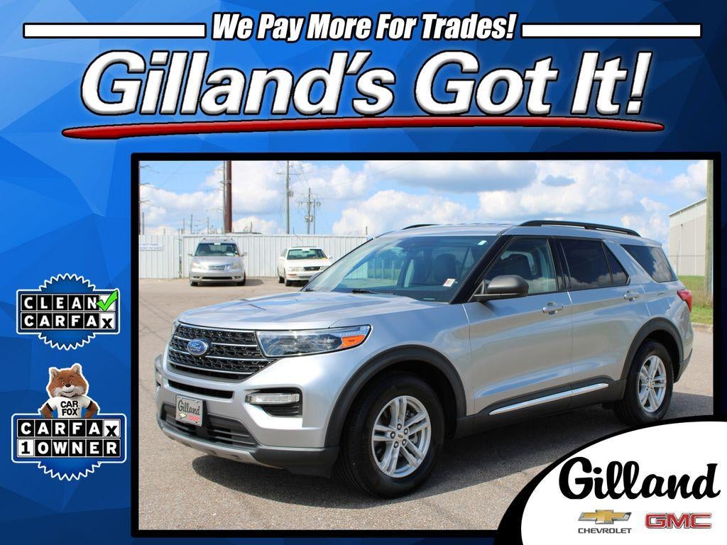 2021 Ford Explorer XLT in Silver — front three-quarter view