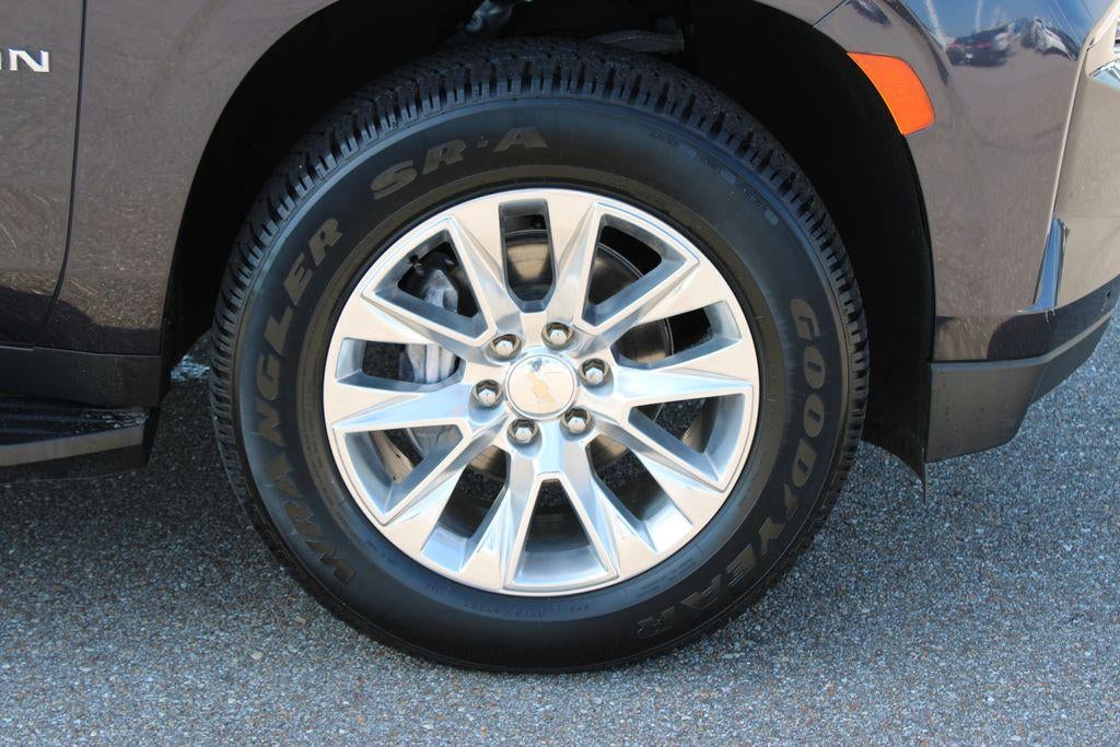 2024 Chevrolet Suburban — detail view