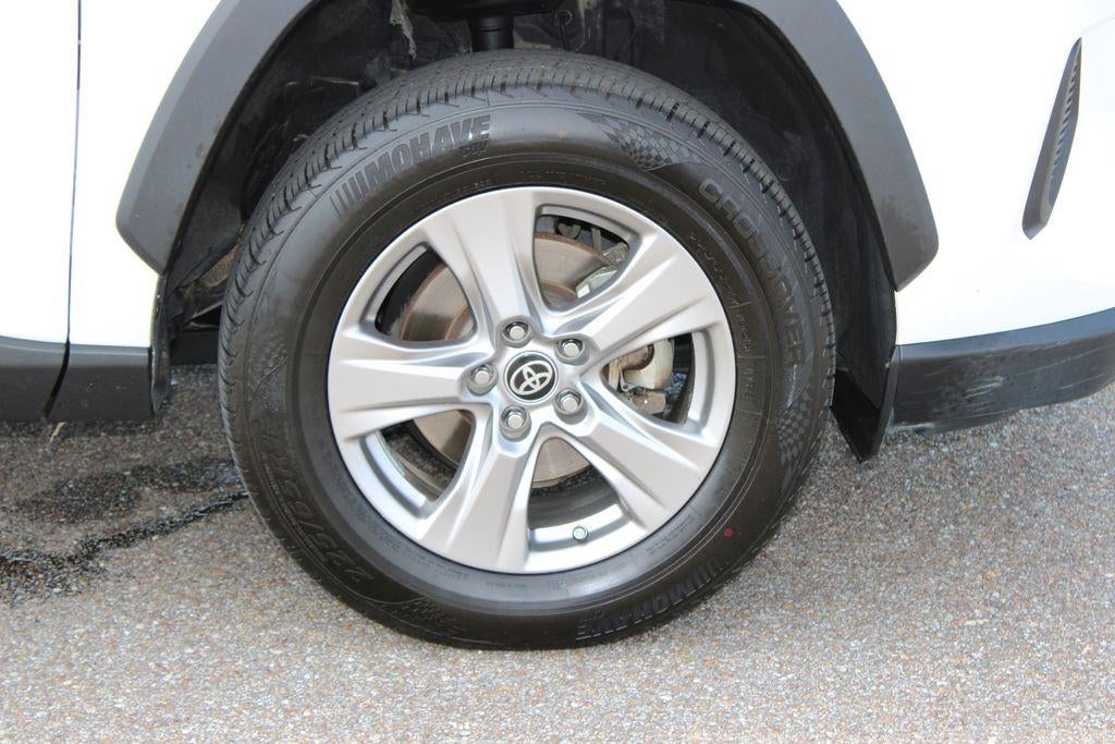 2023 Toyota RAV4 — detail view
