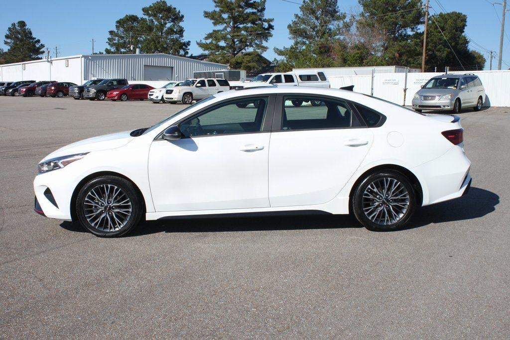 2024 Kia Forte — detail view