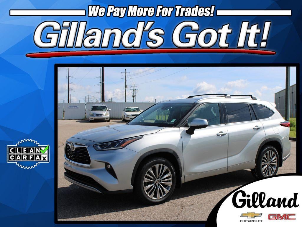 2020 Toyota Highlander Platinum in Silver — front three-quarter view